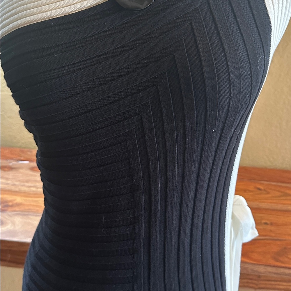 NWT Commense One Shoulder Black and White Knit Dress - Picture 5 of 11